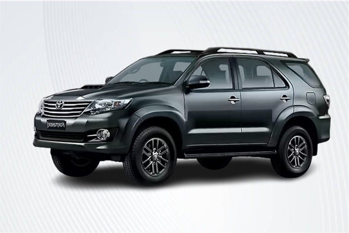 Toyota Fortuner 2015
